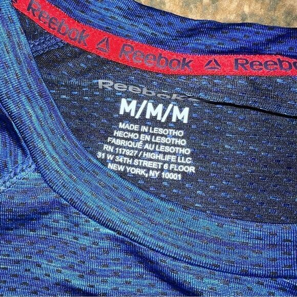 Reebok shirt - Picture 5 of 5